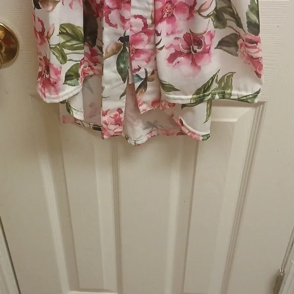 SHOW ME YOUR MUMU Floral Kimono Robe - Pink, Green, And White Size O/S - Picture 3 of 10